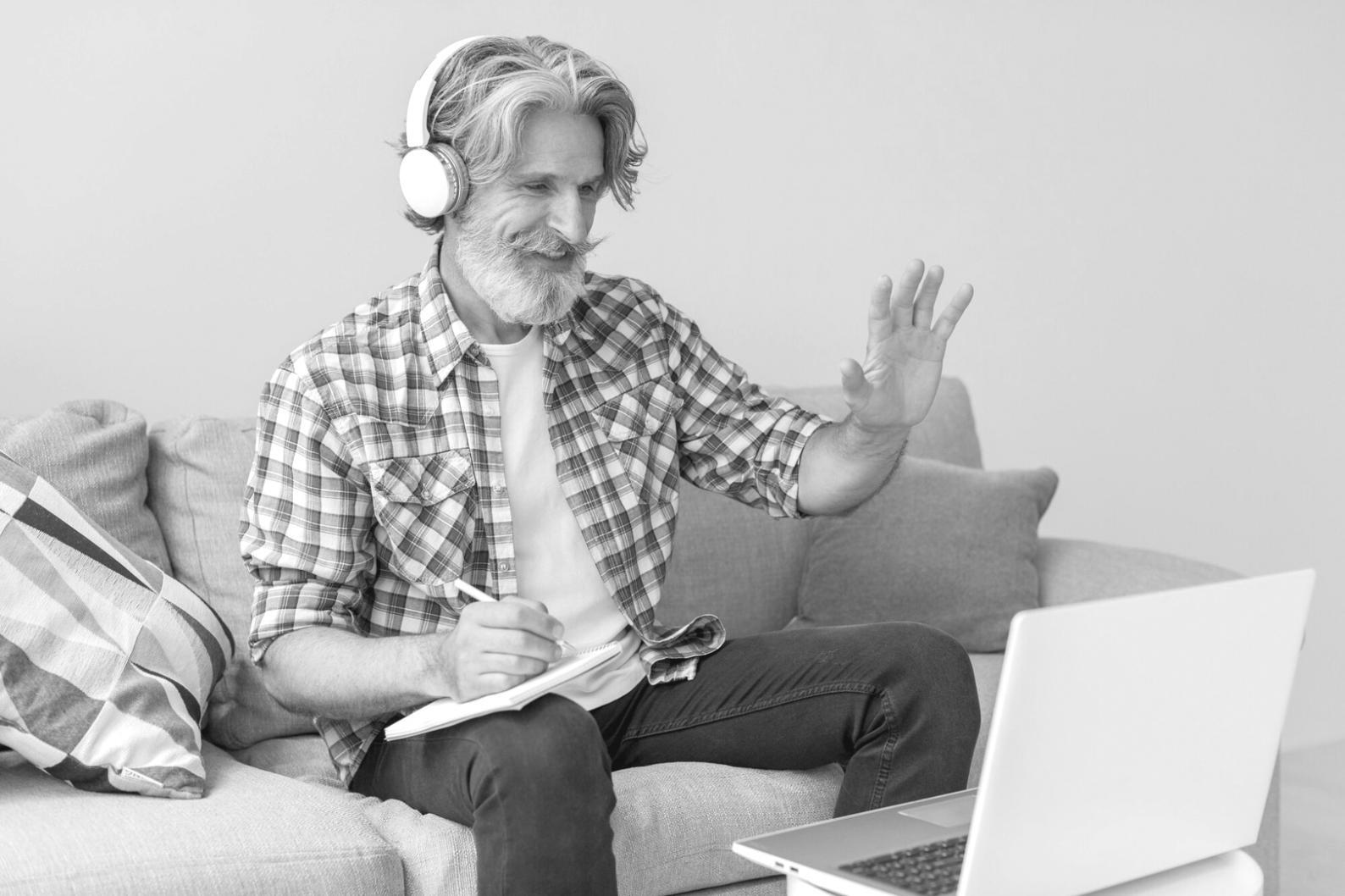 Système de suivi financier organisé avec catégories et objectifs